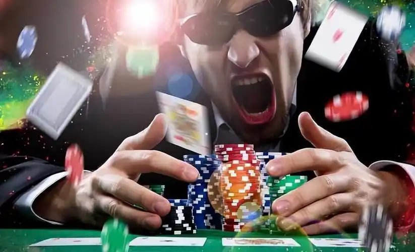 Antarmuka permainan Super Sic Bo hobispin menampilkan pilihan taruhan dan hasil dadu secara real-time